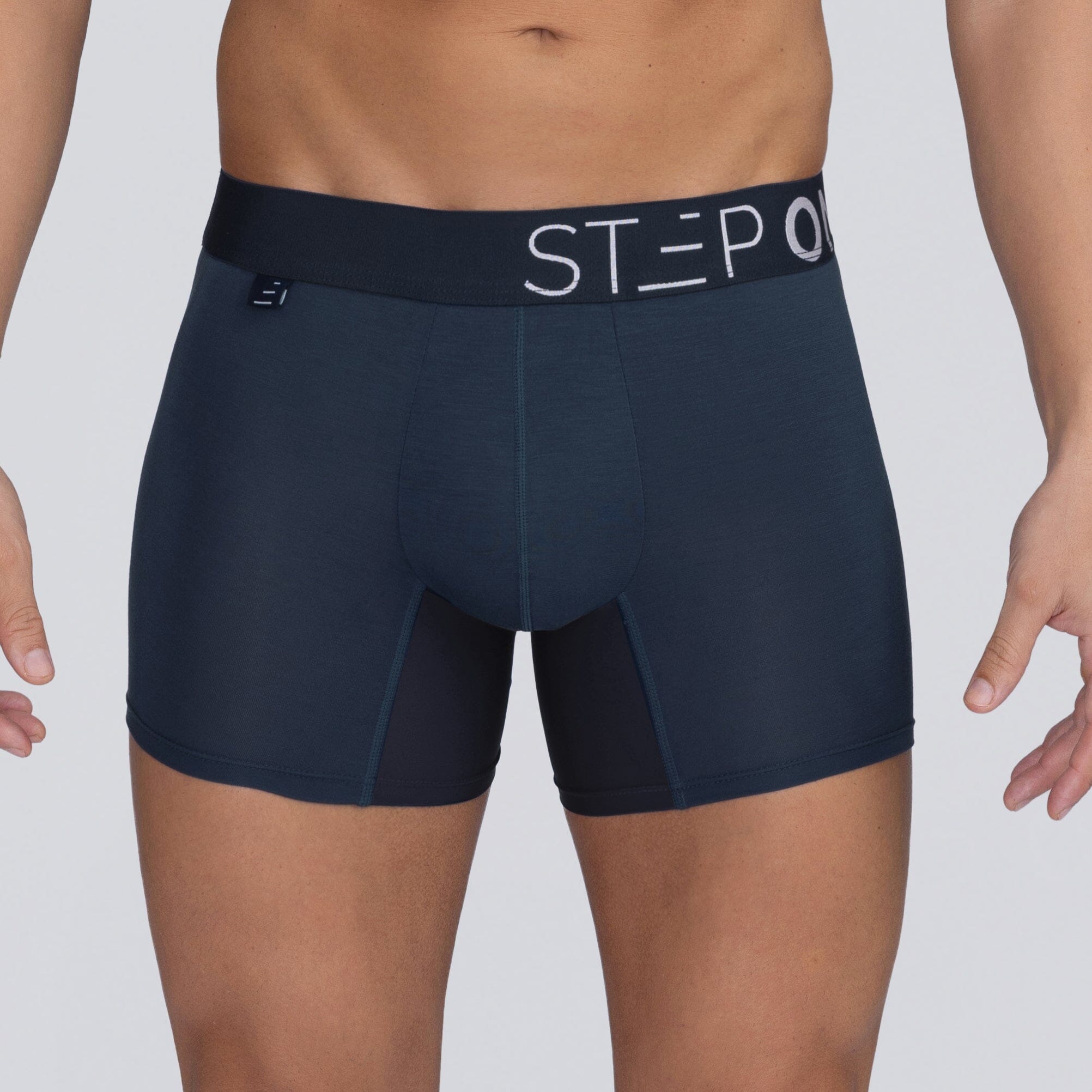Trunk - Dark Navy - Bamboo Underwear - Model:Ivan