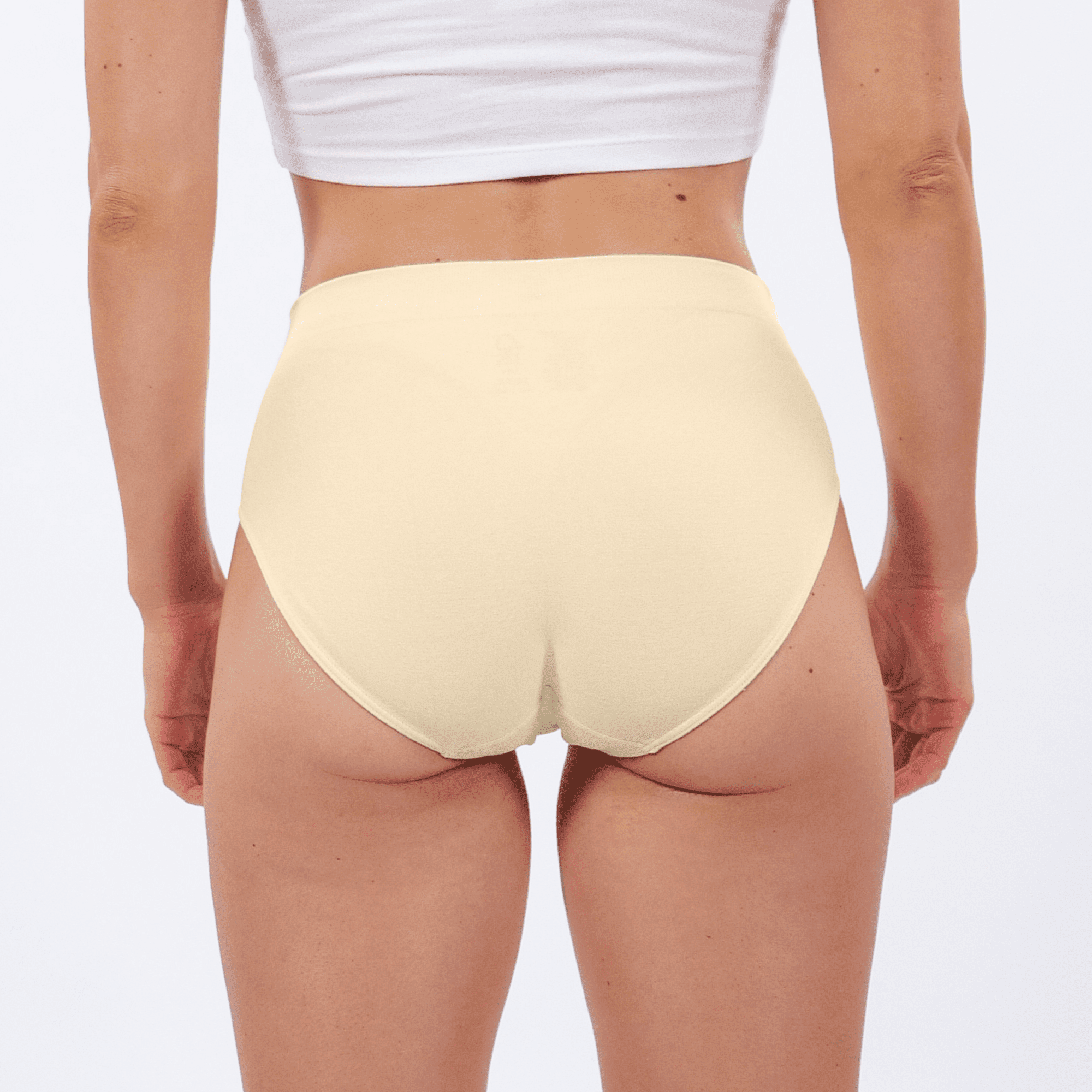 Women's SmoothFit Full Brief - Chic Champagne - Model - #size_XS