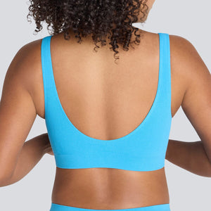 Women's SmoothFit Padded Bra - Wave Ride - Bamboo Underwear - Model:Yolanda