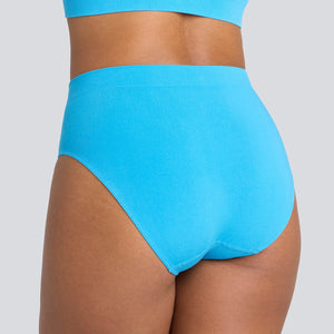 Women's SmoothFit Full Brief - Wave Ride - Bamboo Underwear - Model:Yolanda