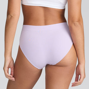 Purple Seamless Underwear at Step One - Model:Elke