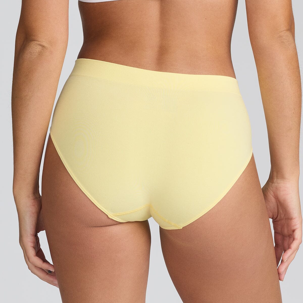 Yellow Full Brief Seamless Underwear - Model:Elke