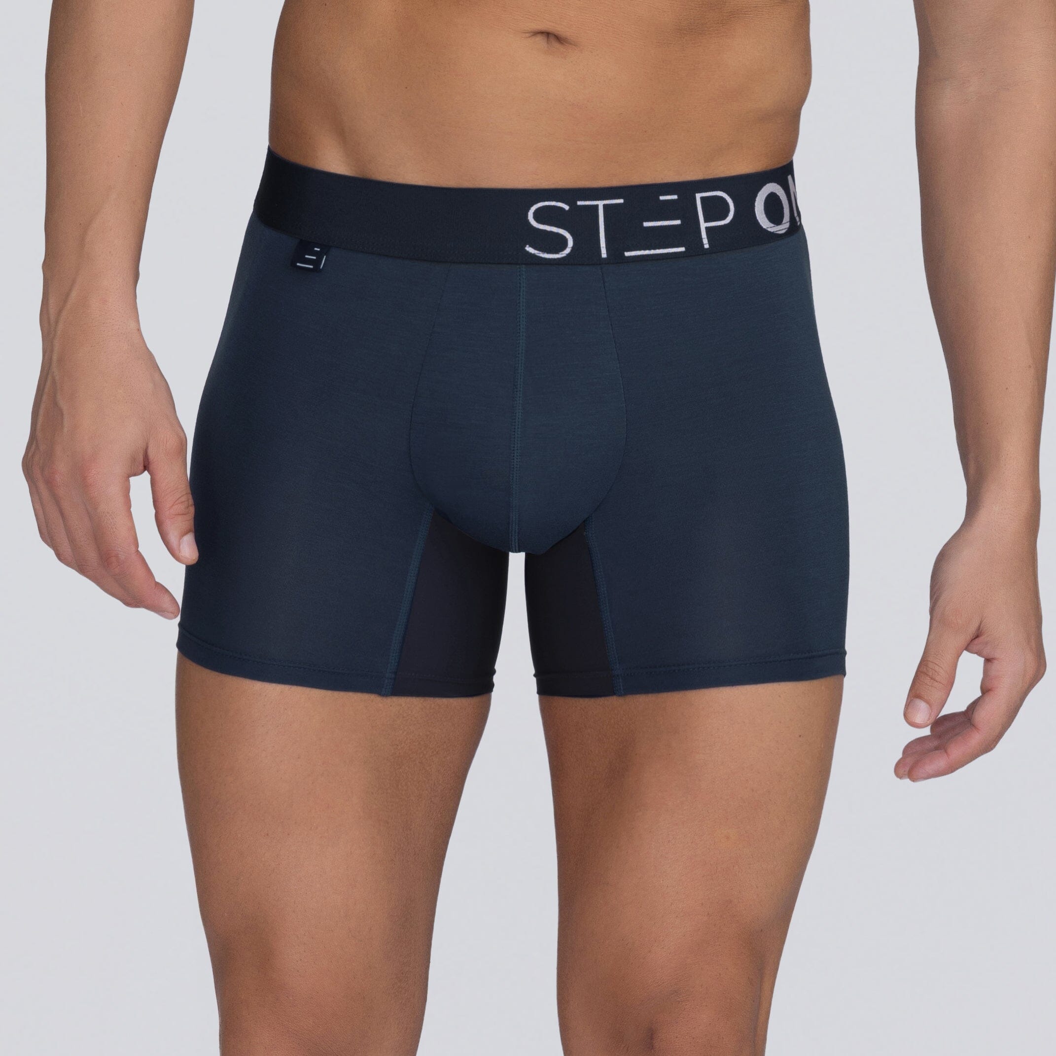 Trunk - Dark Navy - Bamboo Underwear - Model:Ivan