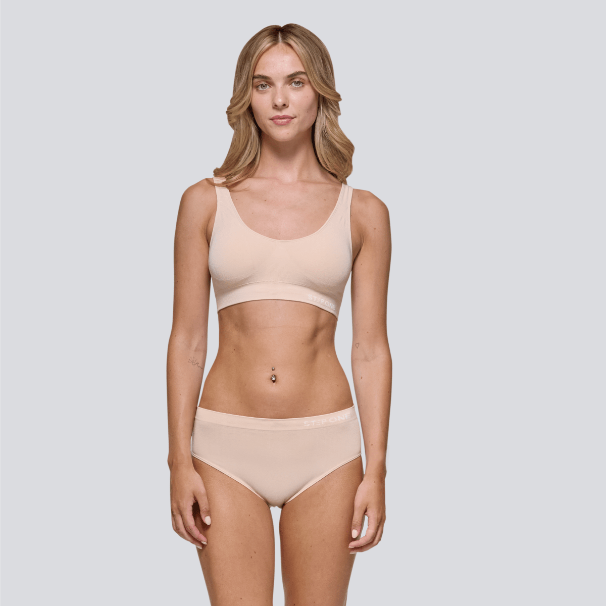 Women's SmoothFit Bikini - Light Beige - Bamboo Underwear - Model:Emily