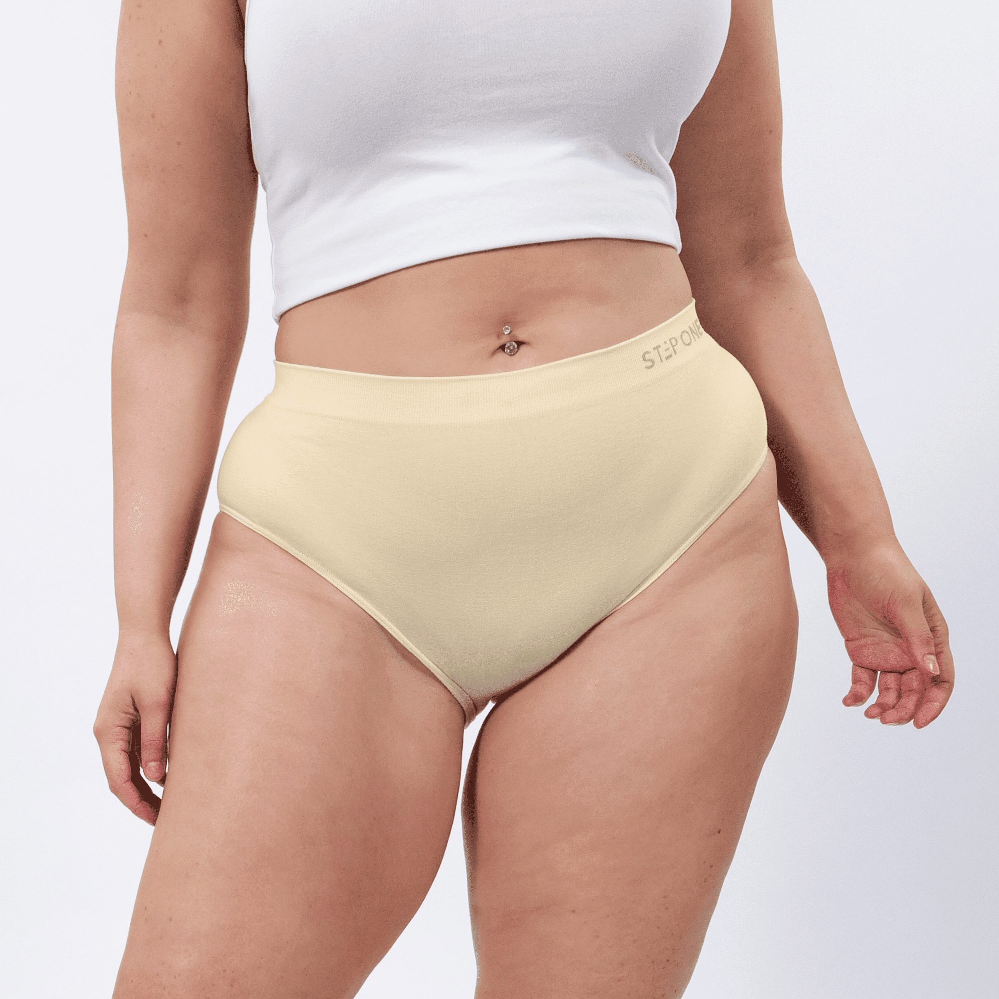 Women's SmoothFit Full Brief - Chic Champagne - Model - #size_XL