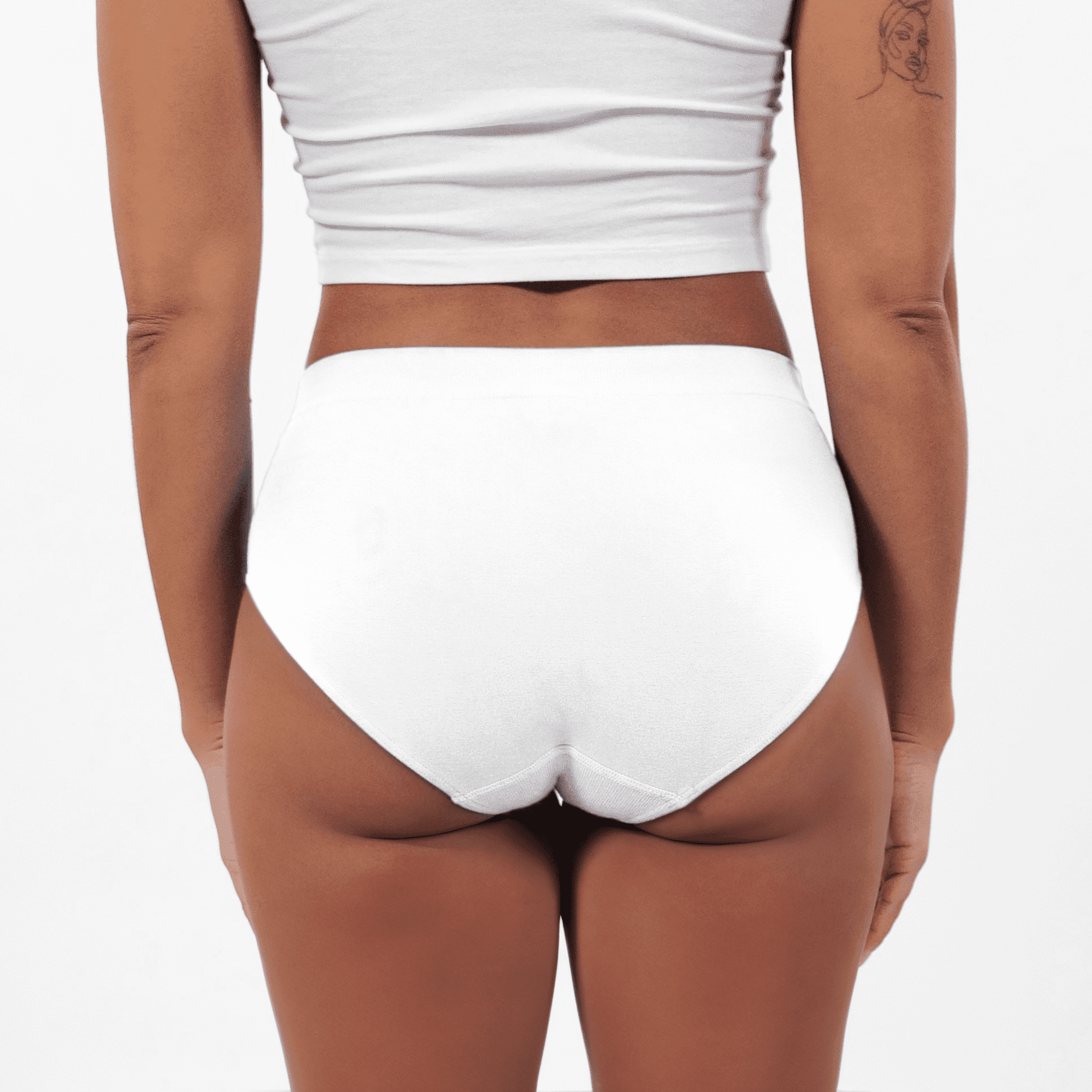 Women's SmoothFit Full Brief - Pina Colada - Model - #size_Medium